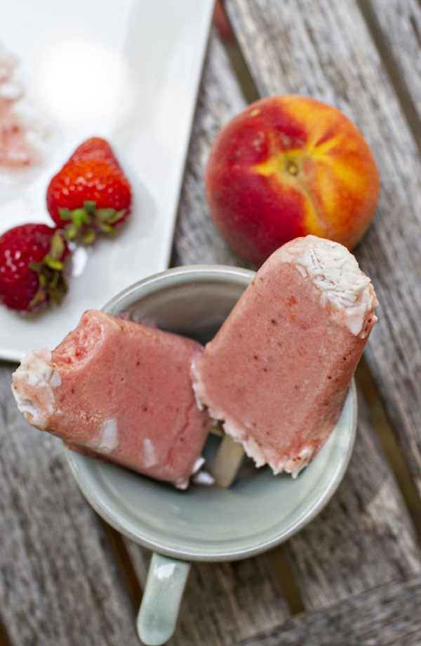 14Strawberry-Peach-Coconut-Popsicles4