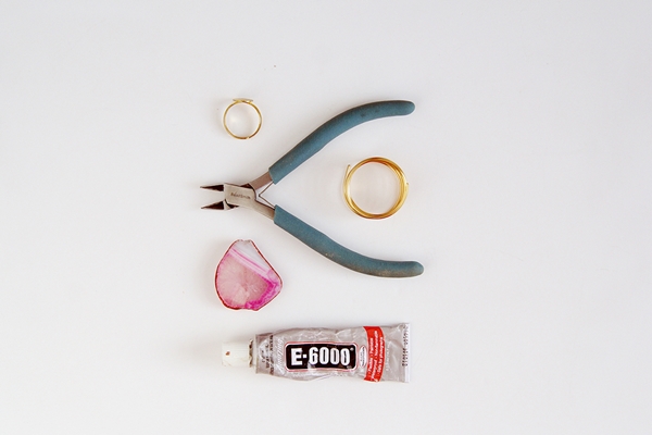 Gemstone-Rings-Materials