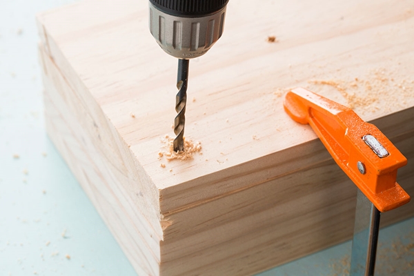 Drilling-corners