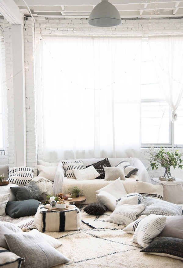 cozy-movie-night-party (2)