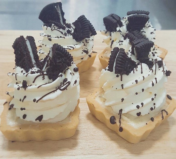 13dessert warehouse0
