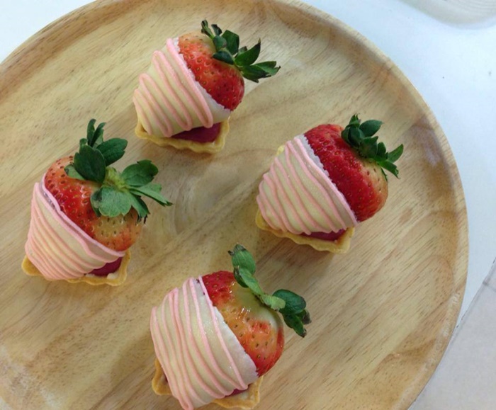 13dessert warehouse5