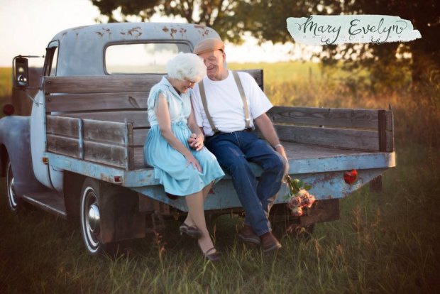 57-years-marriage-elderly-couple-love-notebook (4)