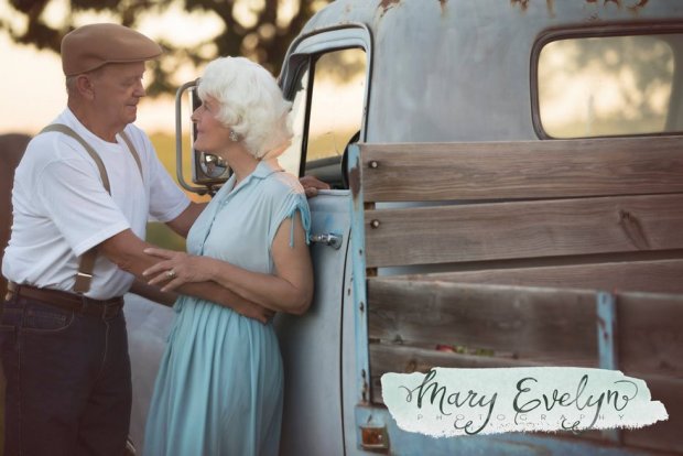 57-years-marriage-elderly-couple-love-notebook (6)