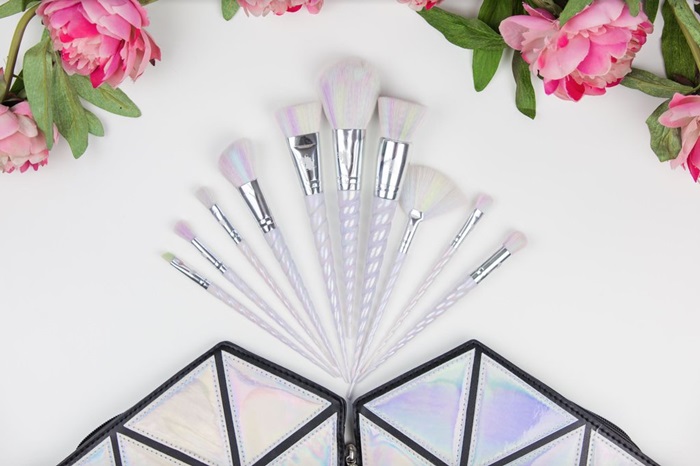 Original-Unicorn-Lashes-Brush