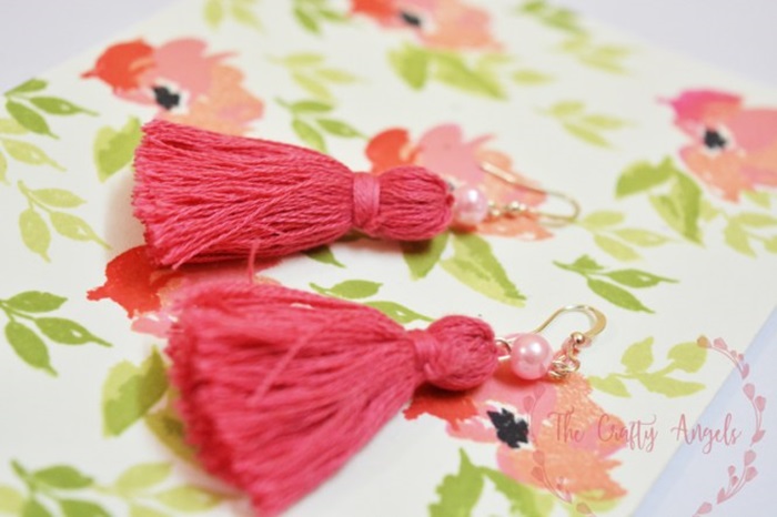 Easy-and-simple-DIY-tassel-earring-tutorial-with-embroidery-threads-3