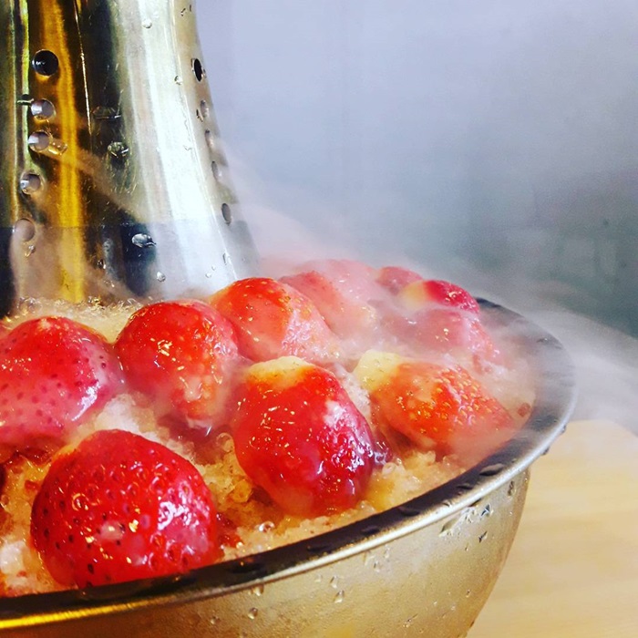 strawberry-valcano-ice-tainan-taiwan (4)