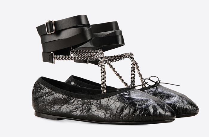 11 Best Lace Up Ballerinas รองเท้าผูกเชือกสไตล์บัลเล่ต์ที่แซ่บที่สุดในพ ...