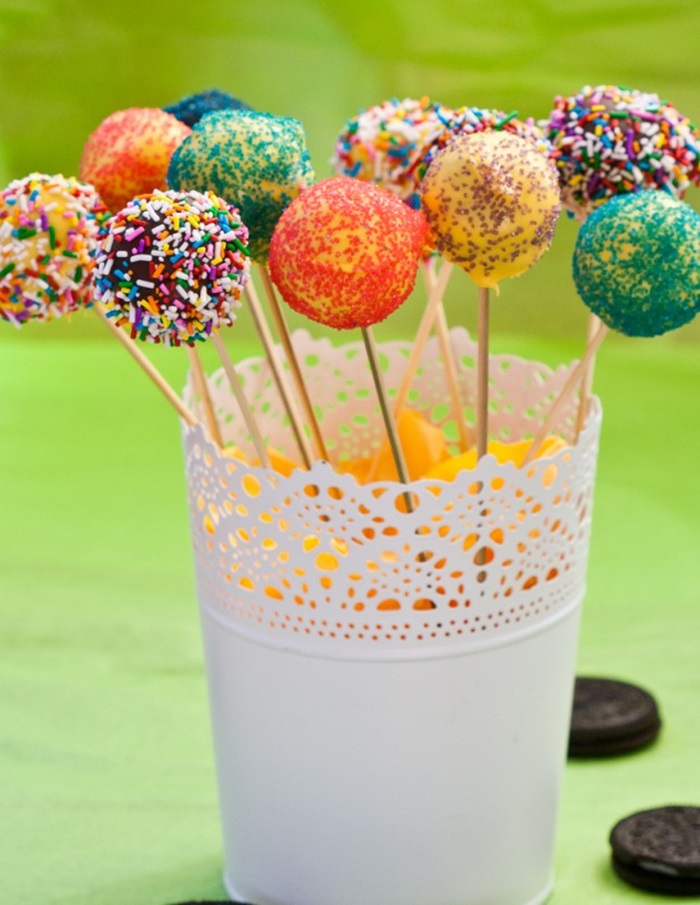 3no-bake-oreo-cake-pops