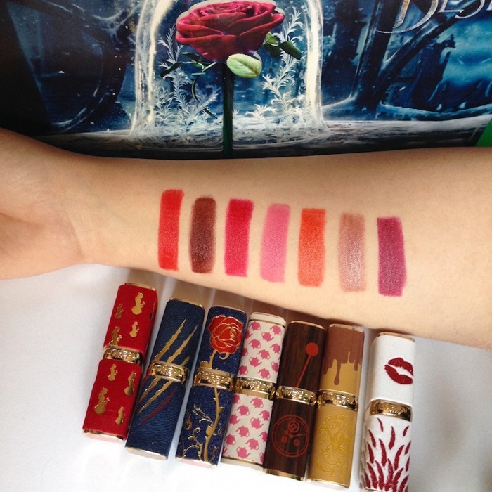 ClioMakeUp-bella-bestia-loreal-cofanetto-rossetti-smalti-disney-team-clio-presentoir-swat