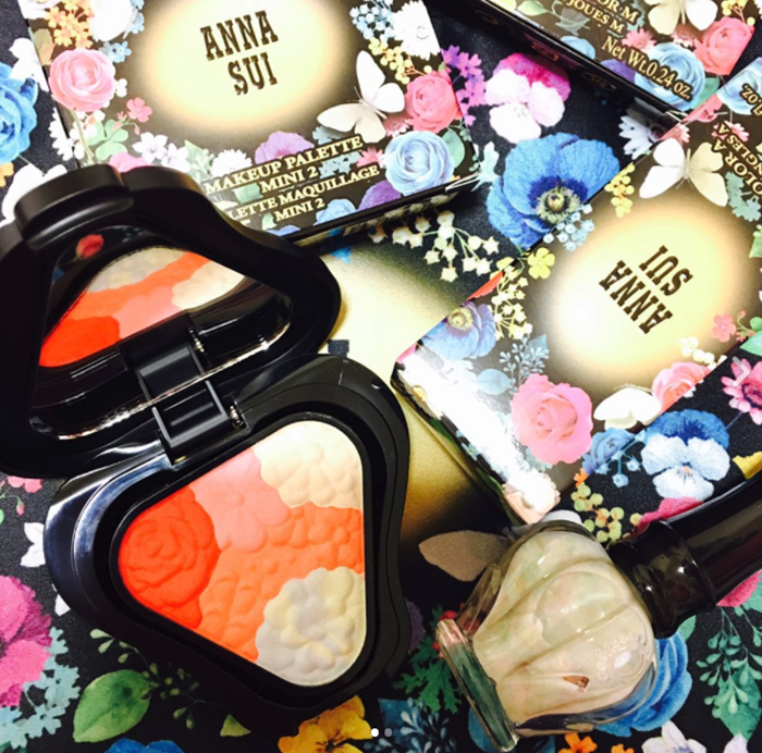 ANNA Sui Face Color4