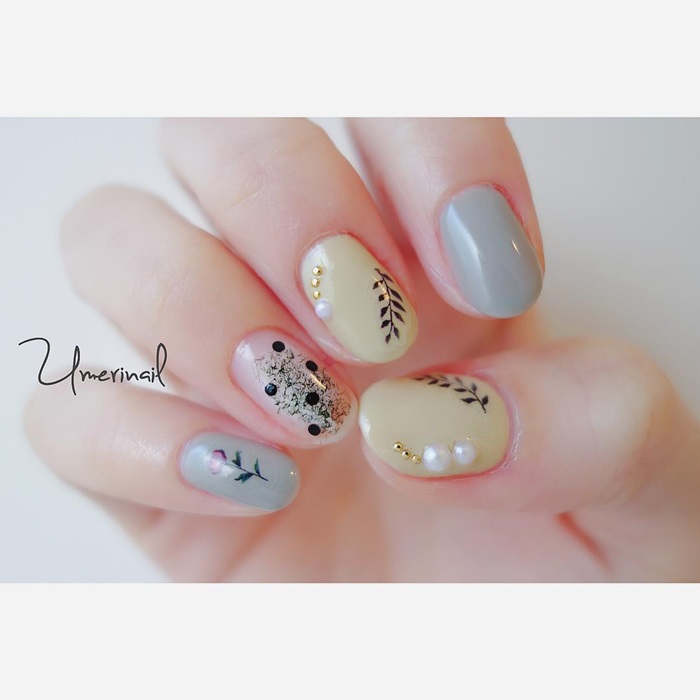 tinyflowernail14
