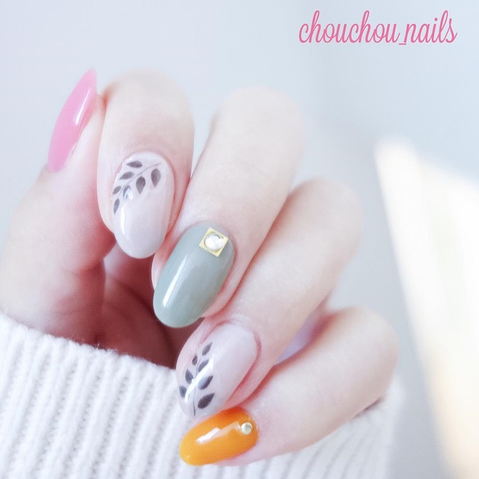 tinyflowernail15