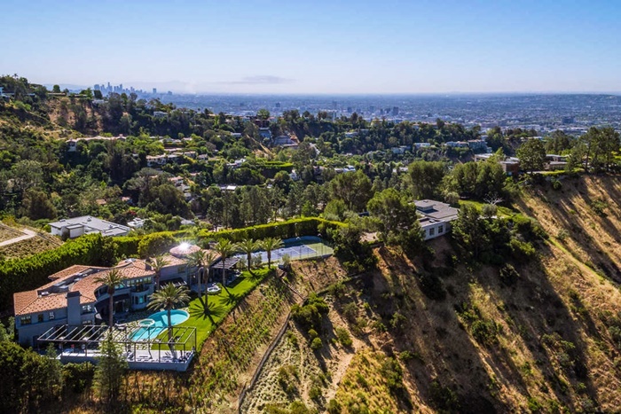 Bel Air Mansion (3)