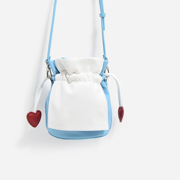 charles-keith-x-alice-in-wonderland (17)