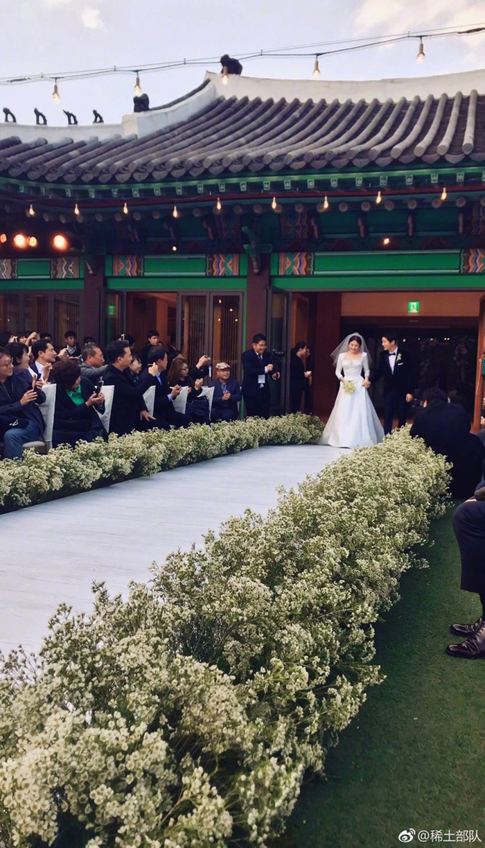 songsongcouplewedding-song-joong-ki-song-hye-kyo (37)
