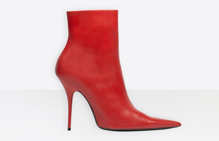 7.balenciaga-knift-booties