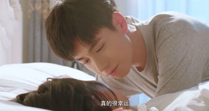 a love so beautiful with a tall boyfriend moments (7)