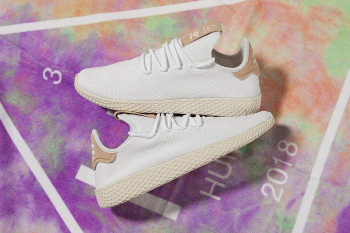 batch_pharrell-williams-adidas-originals-tennis-hu-white-chalk-mint-5