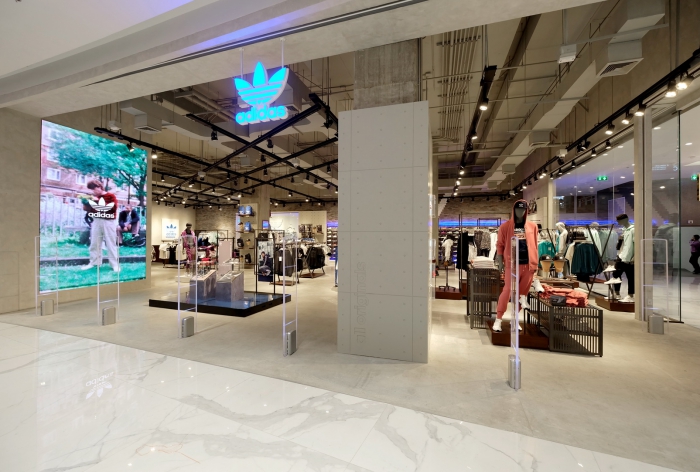 adidas store iconsiam