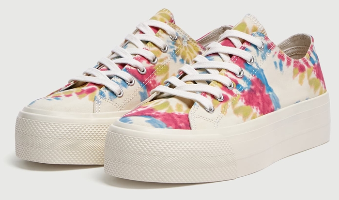 Image Source : pullandbear.com